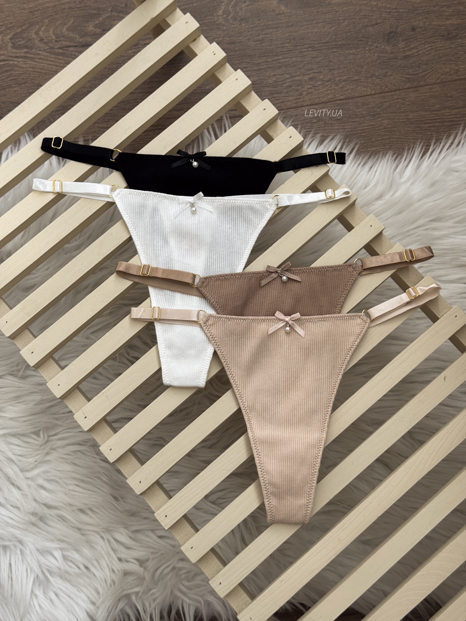 Стрінги на регуляторах в рубчик (1500)